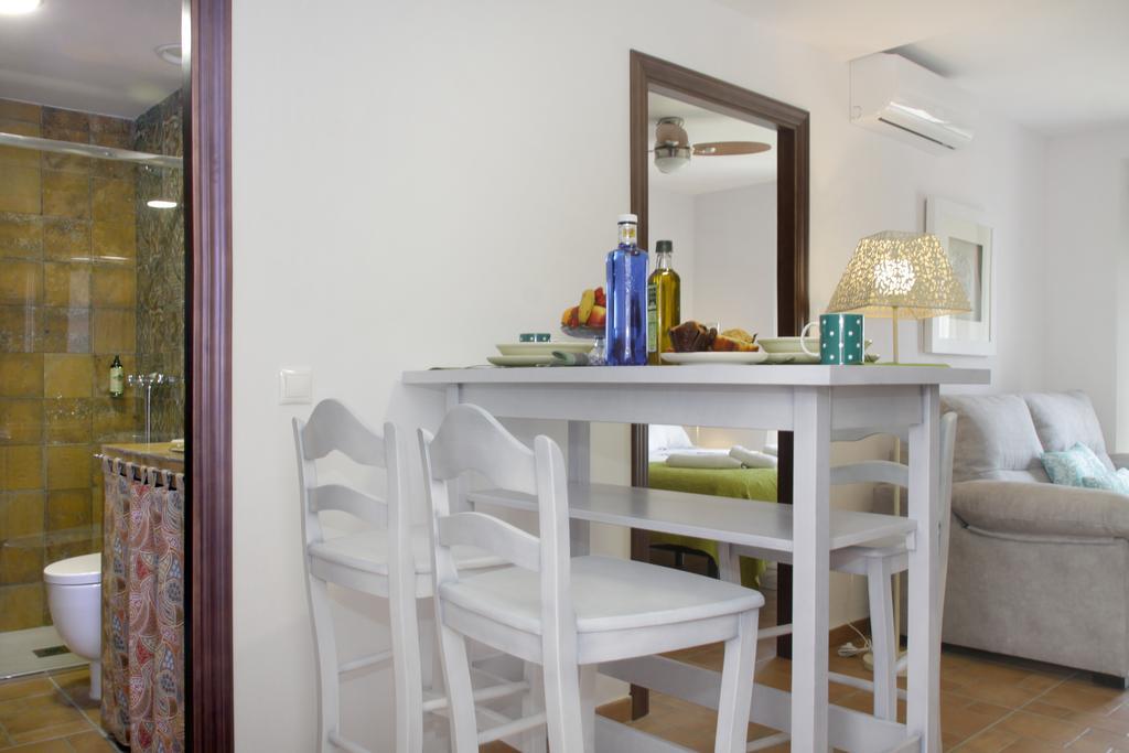 Apartamentos San Fernando 76 Cordoba Dış mekan fotoğraf