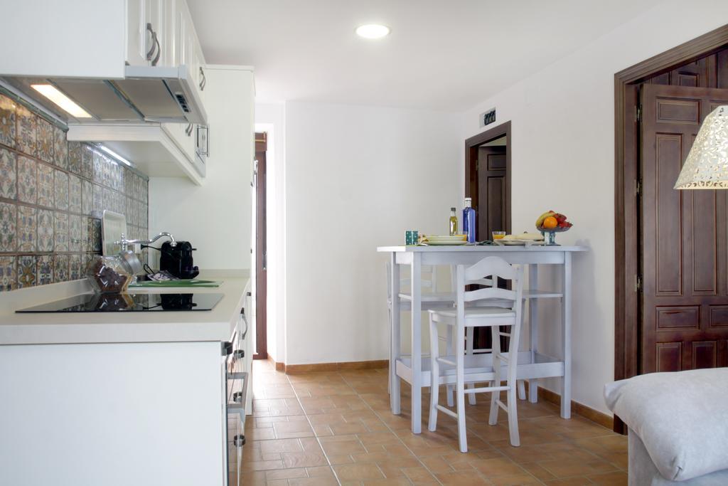 Apartamentos San Fernando 76 Cordoba Dış mekan fotoğraf