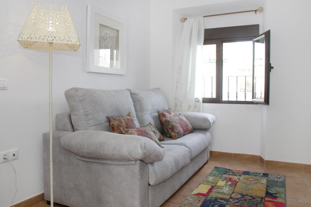 Apartamentos San Fernando 76 Cordoba Dış mekan fotoğraf