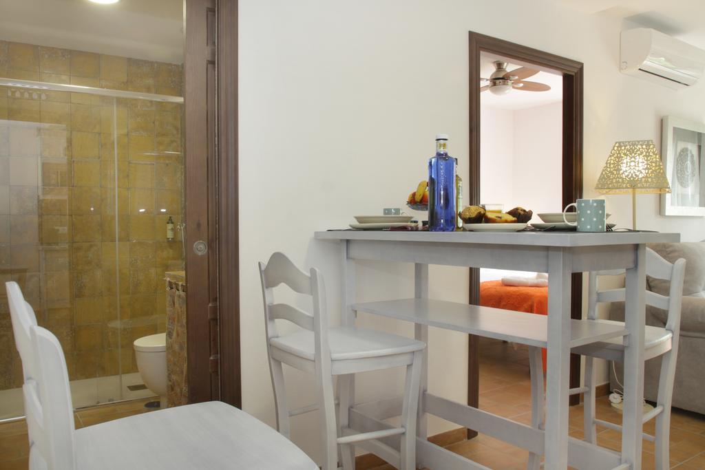 Apartamentos San Fernando 76 Cordoba Dış mekan fotoğraf