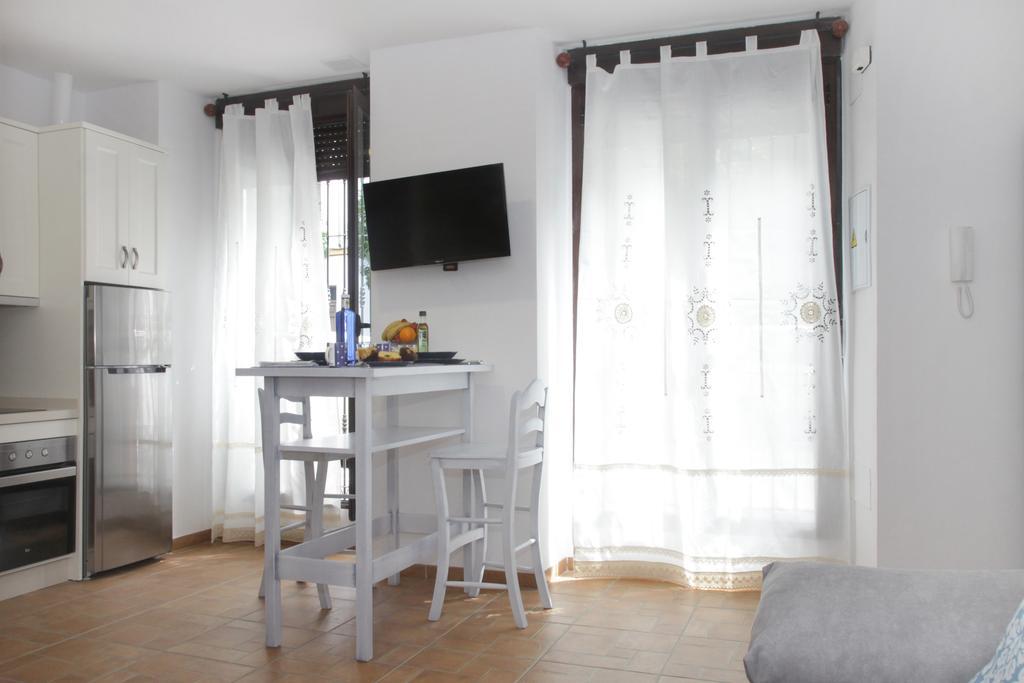 Apartamentos San Fernando 76 Cordoba Dış mekan fotoğraf